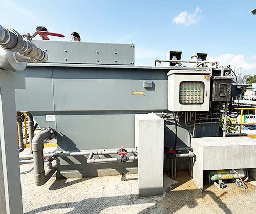 Plastic Cleaning Wastewater Recycling and Wastewater Treatment Limpieza-de-plásticos-Reciclaje-y-tratamiento-de-aguas-residuales