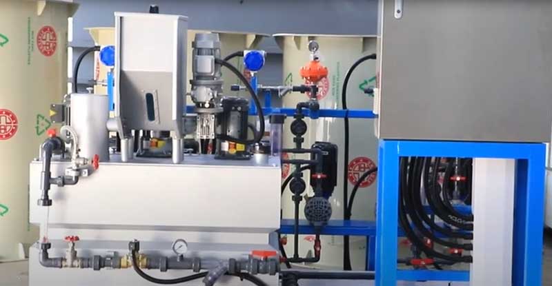 Apariencia Galería-HS 1000 Máquina dosificadora automática con sistema de alimentación de polvo químico