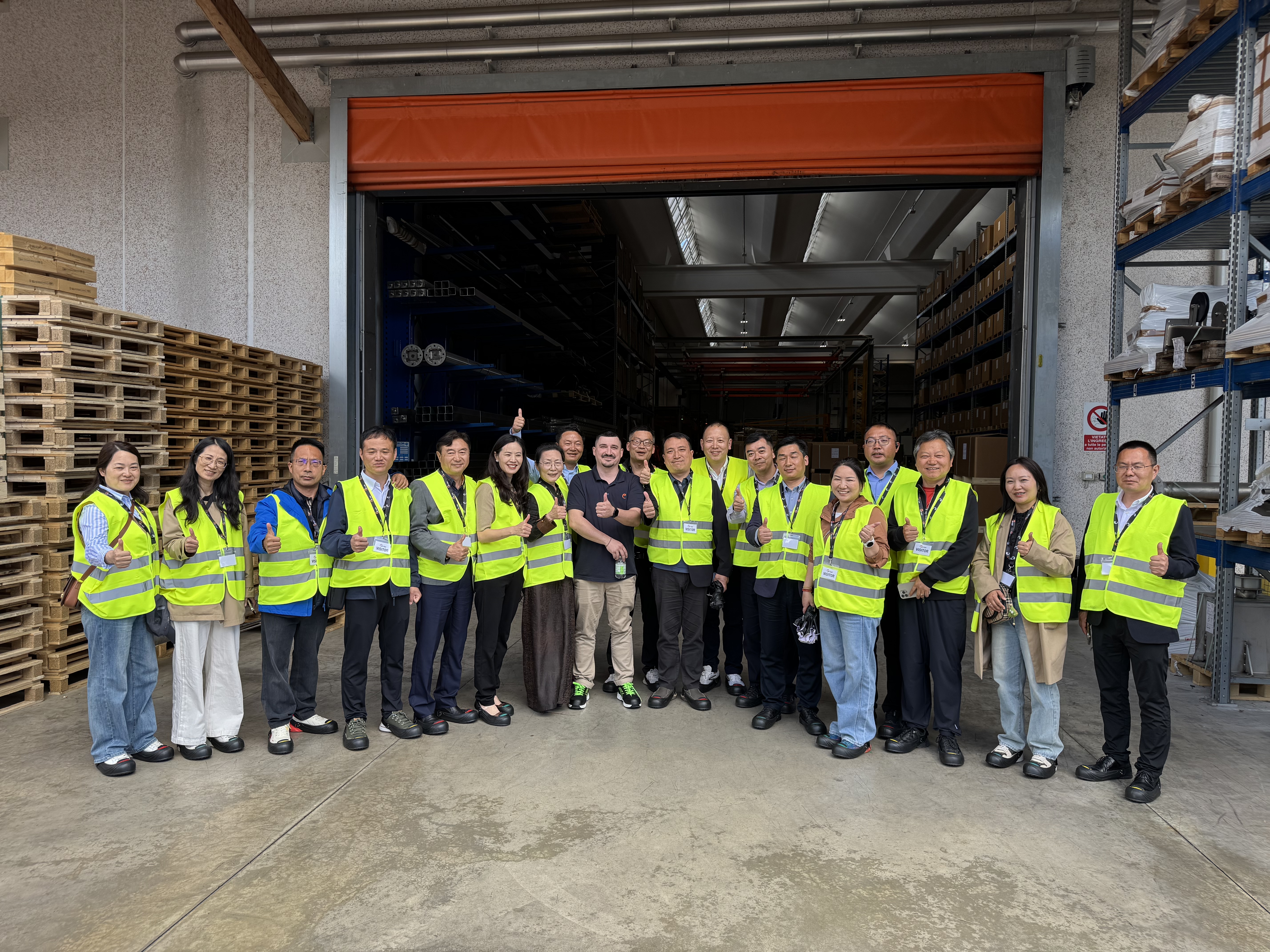 Yosun Environmental se une al viaje de estudios europeo de la Asociación de la Industria de Protección Ambiental de Suzhou: visita a la sede de CRI-MAN en Italia