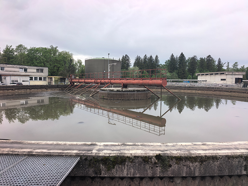 Visita a una antigua planta de tratamiento de aguas residuales